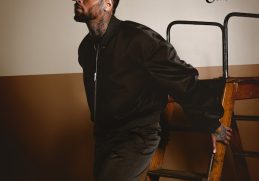 Chris Brown Man On A Mission